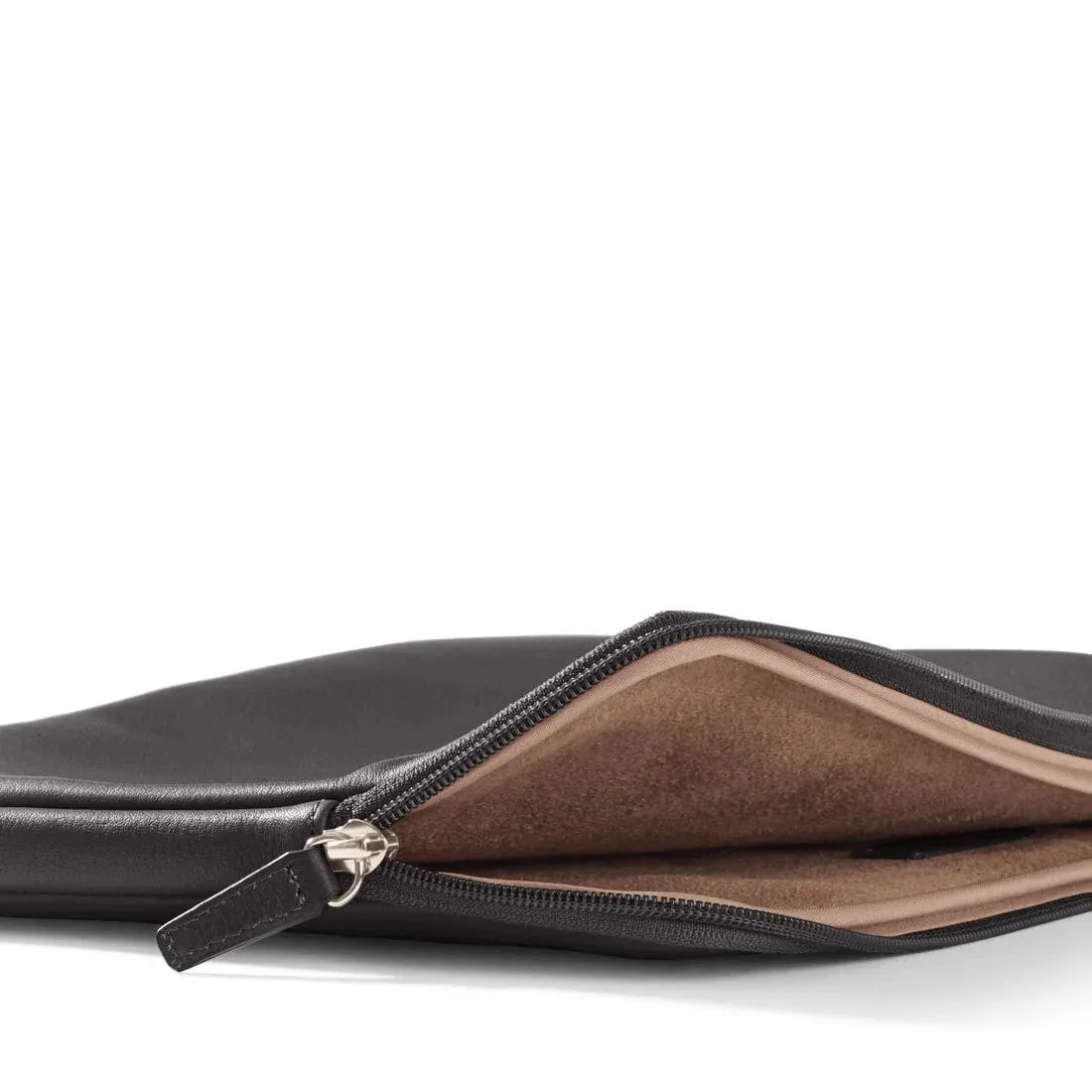Akira Black Padded Laptop Sleeve – Premium Leather Case for MacBook & Laptops (13" & 16")