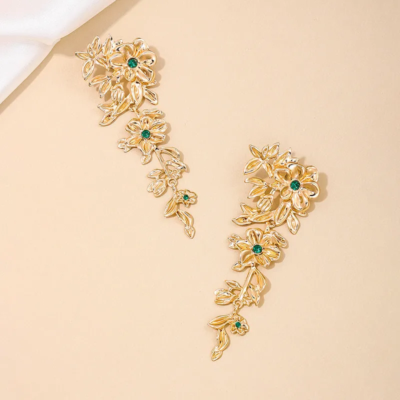 Exquisite Metal Leaf Tassel Earrings with Floral Design for Women's Elegance
