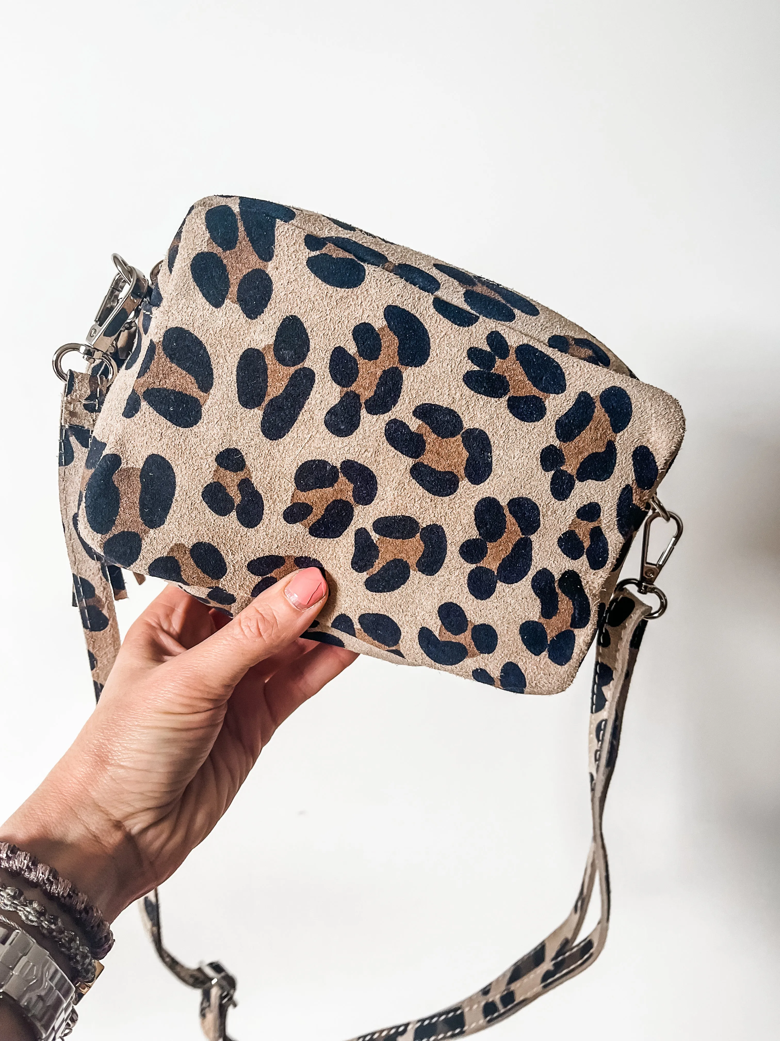 Leopard Print Tassel Crossbody Camera Bag