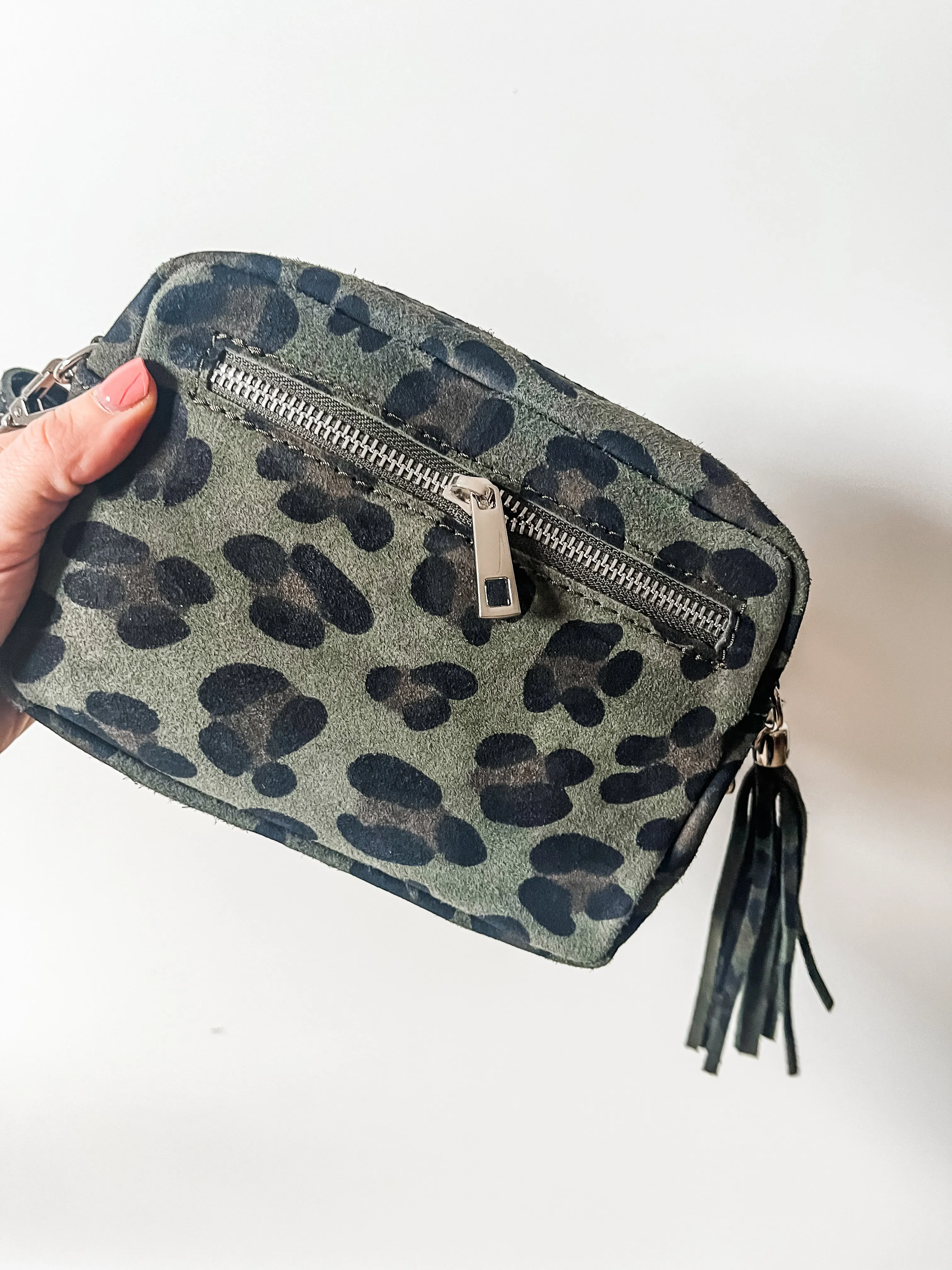Leopard Print Tassel Crossbody Camera Bag