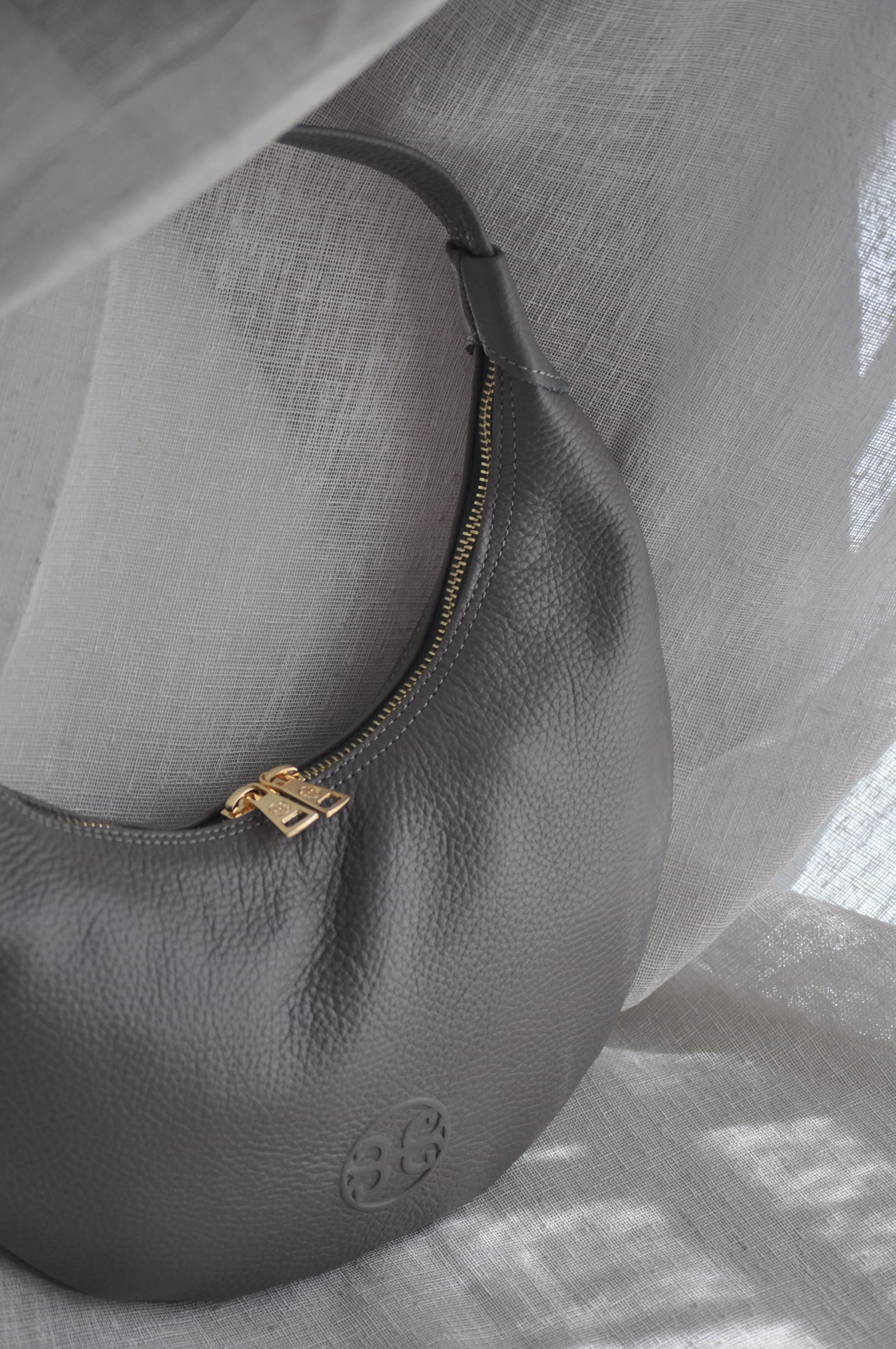 Ophelia Small Leather Shoulder Bag - Ash