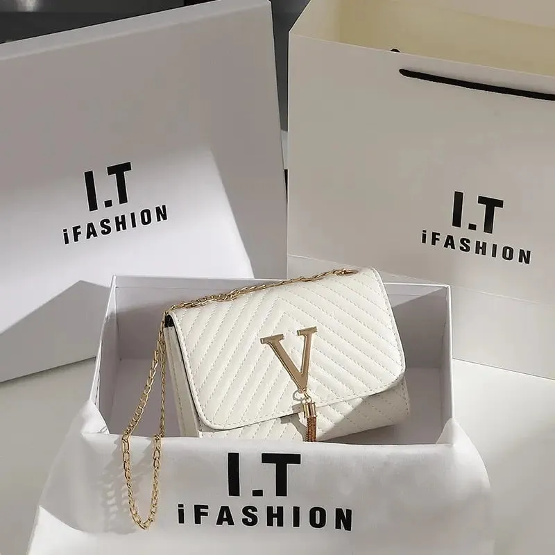 V Luxury Bag