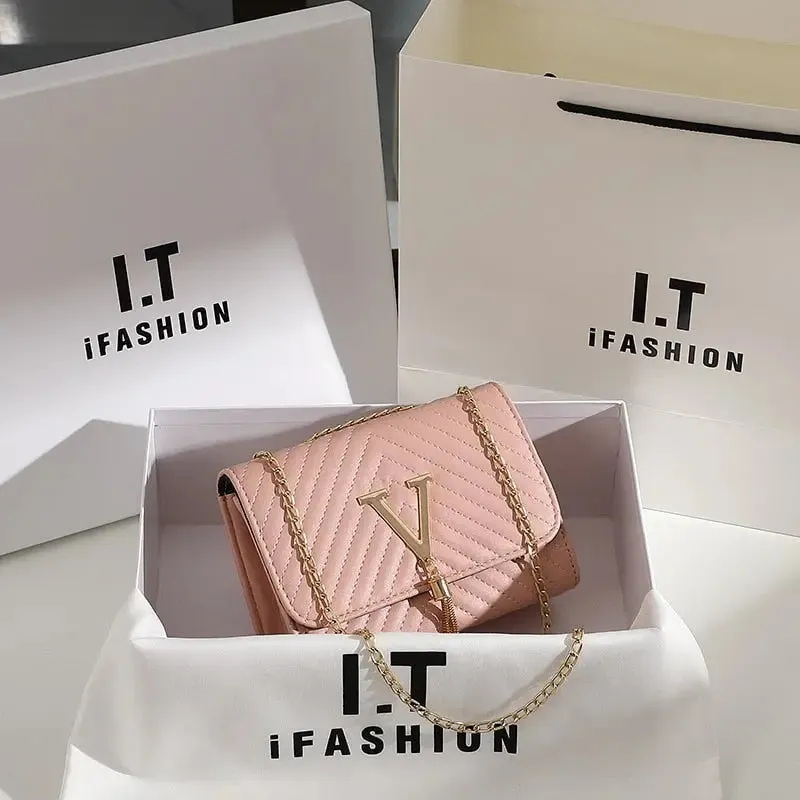 V Luxury Bag